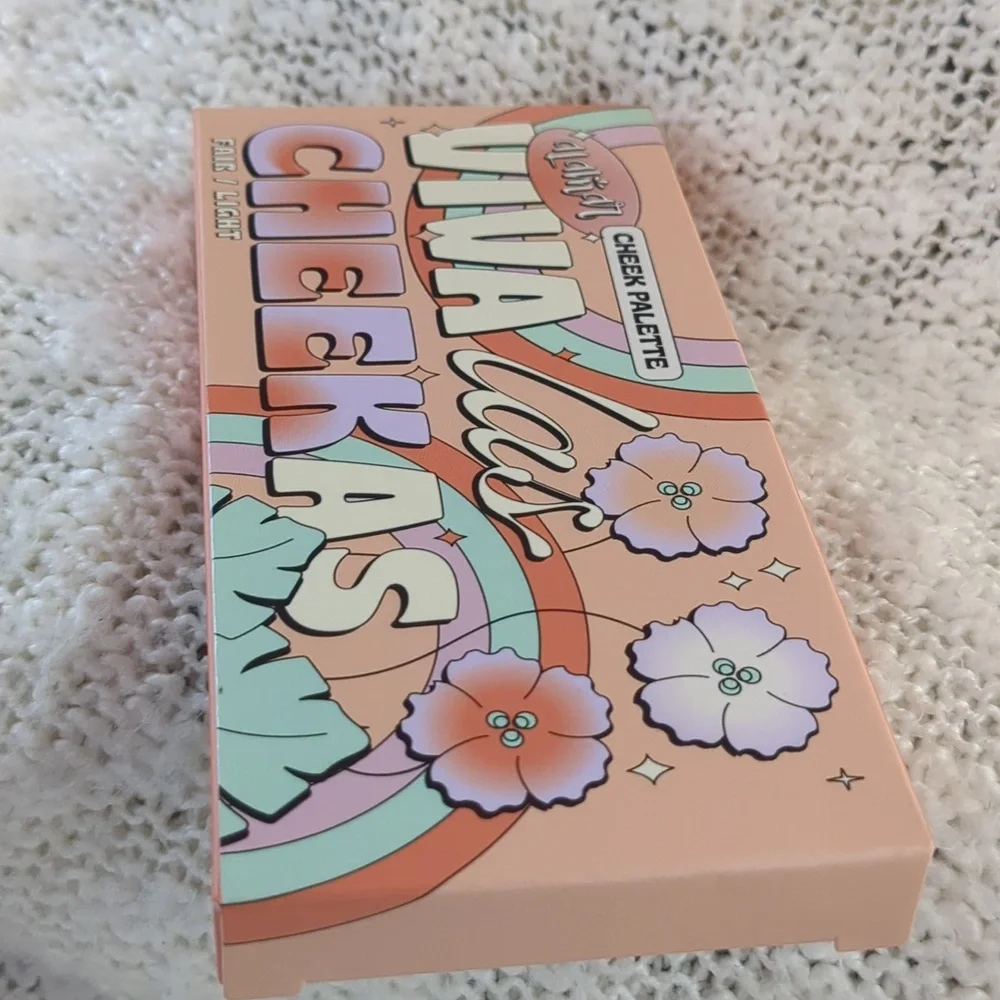 Alamar Viva Las Cheekas Cheek Palette in Fair/Light, 7.8g/0.28oz